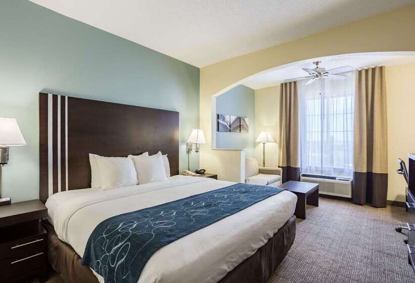 호텔 Comfort Suites New Orleans East