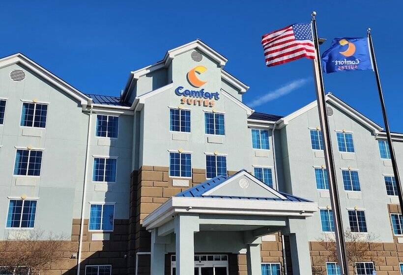 호텔 Comfort Suites New Orleans East