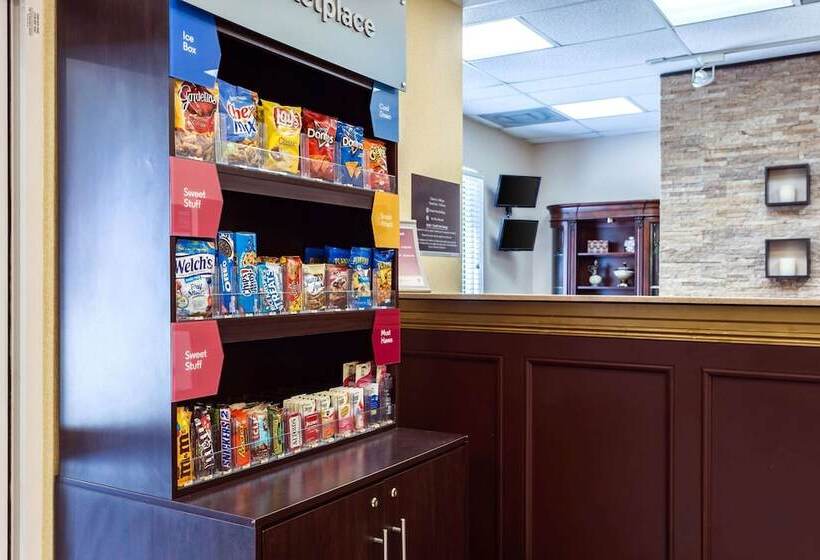 호텔 Comfort Suites New Orleans East