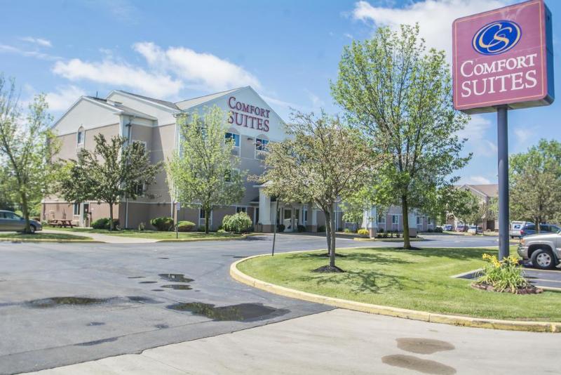 ホテル Comfort Suites Rochester Henrietta University Area