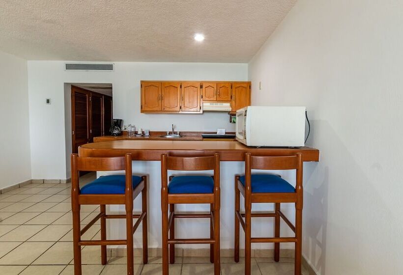 فندق Costa De Oro Beach