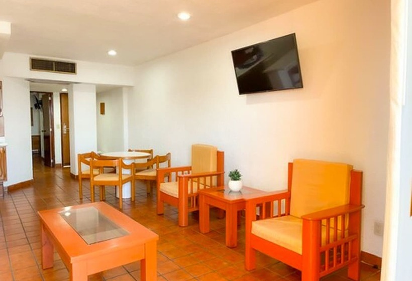 فندق Costa De Oro Beach