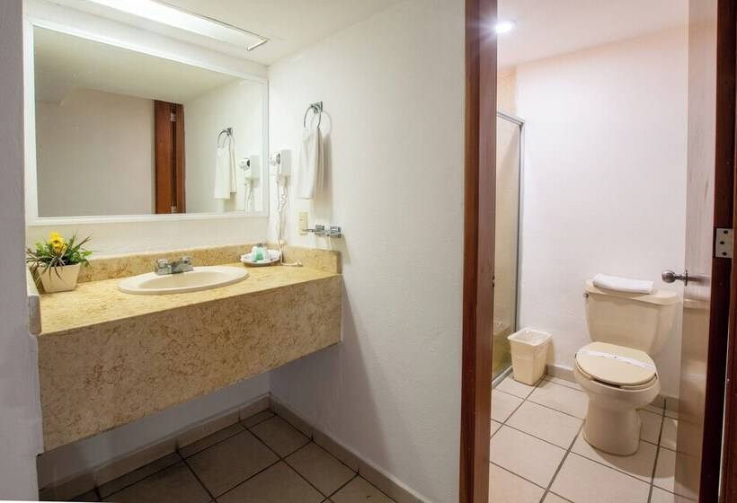 فندق Costa De Oro Beach