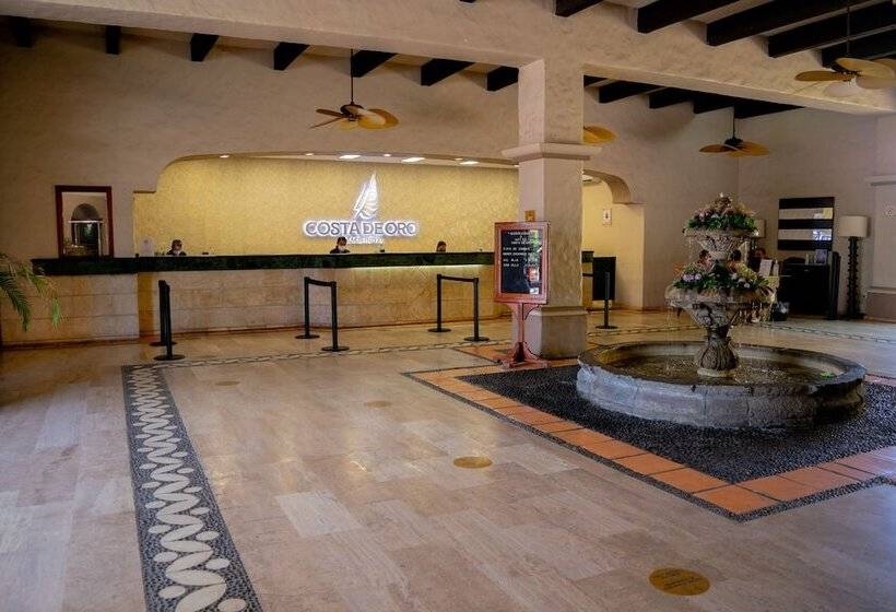 فندق Costa De Oro Beach