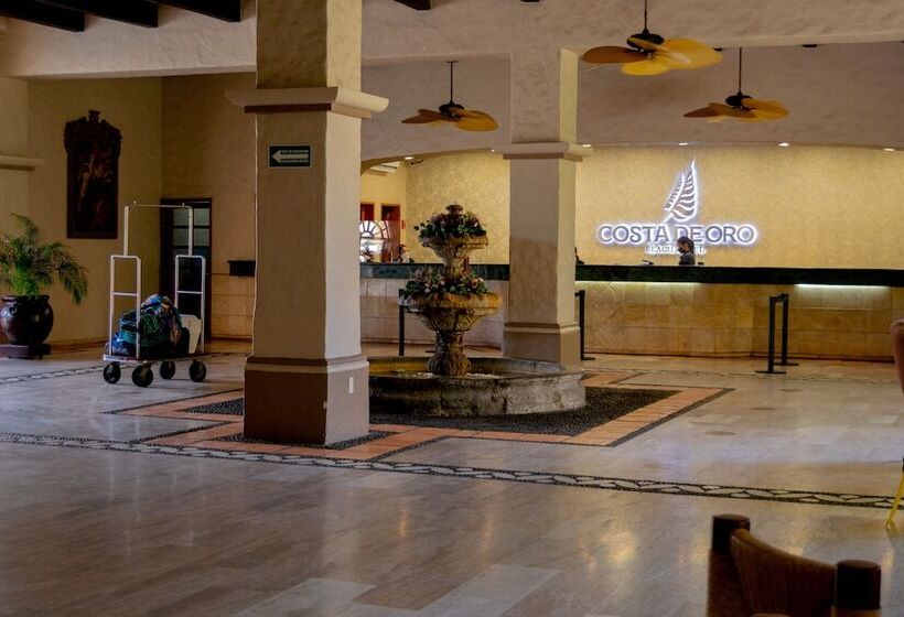 فندق Costa De Oro Beach