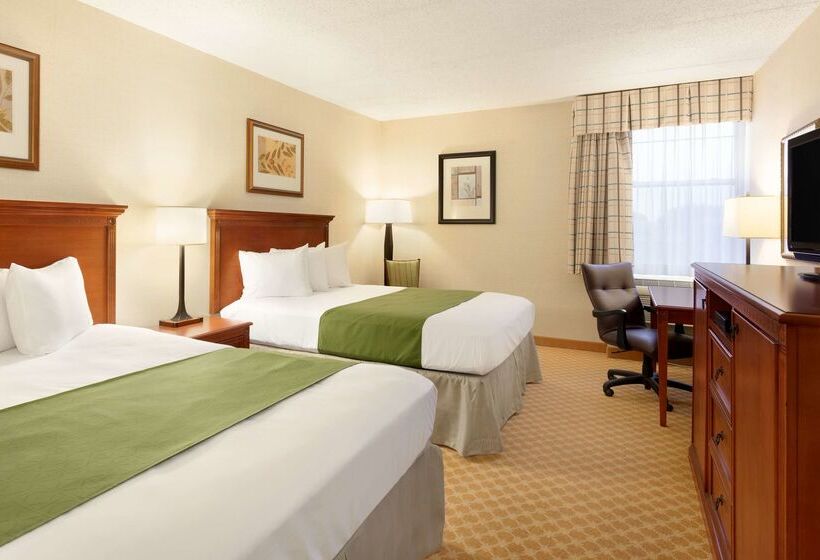 هتل Spark By Hilton Rochester University Area