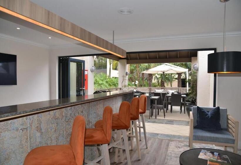 Courtyard Hotel Sandton
