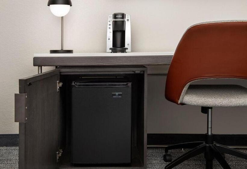 هتل Courtyard By Marriott Savannah Downtown   Historic District