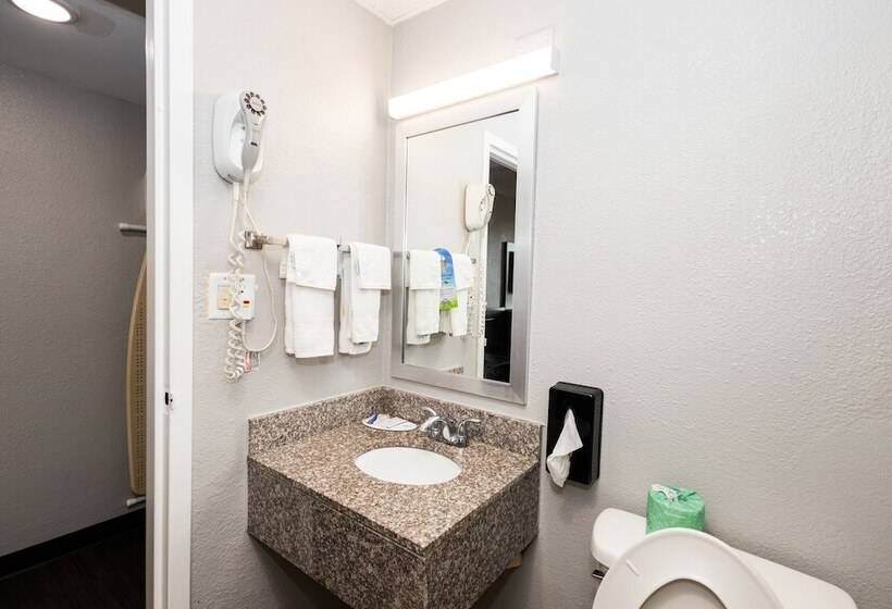 فندق Days Inn By Wyndham Sharonville