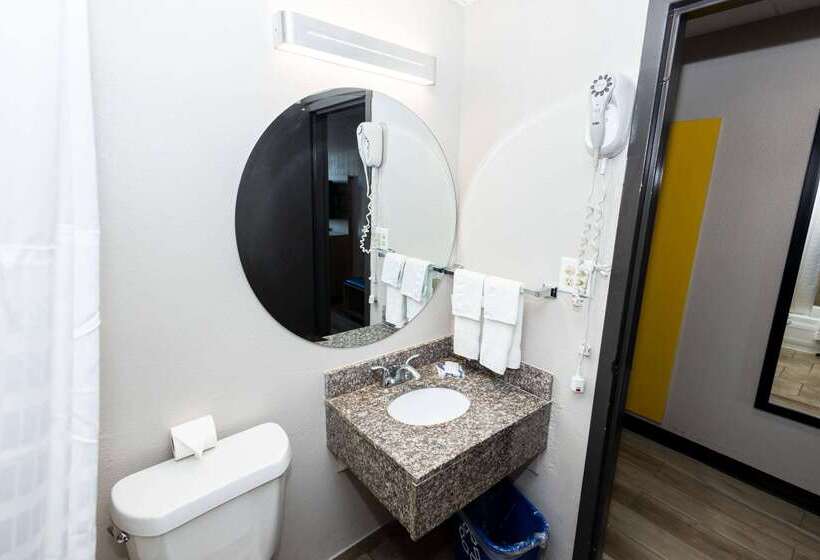 فندق Days Inn By Wyndham Sharonville