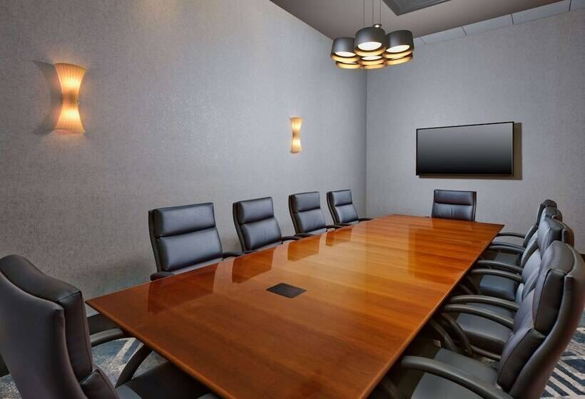 Doubletree By Hilton Hotel Chattanooga Downtown