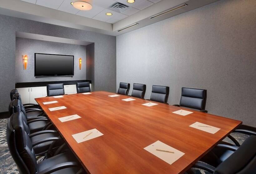 Doubletree By Hilton Hotel Chattanooga Downtown