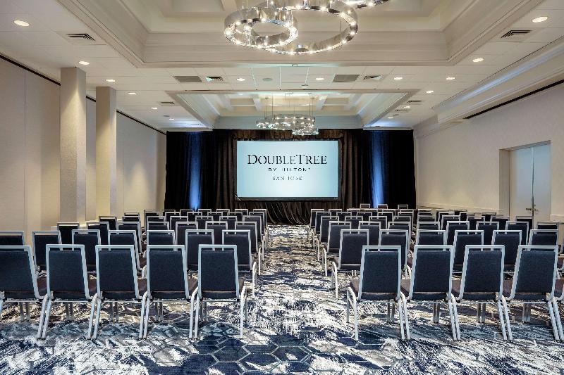 فندق Doubletree By Hilton San Jose