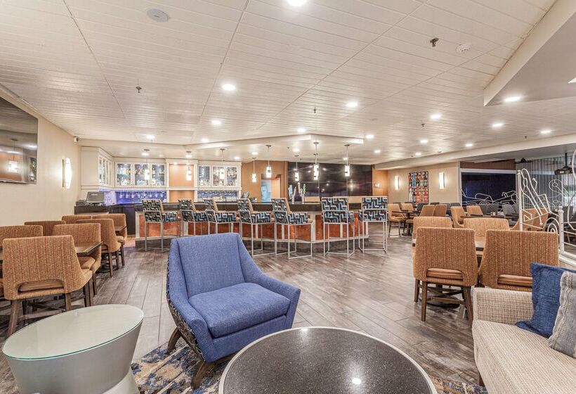 Doubletree By Hilton Hotel Memphis