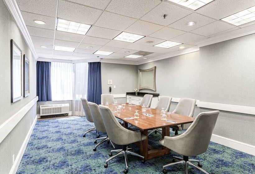 Doubletree By Hilton Hotel Memphis