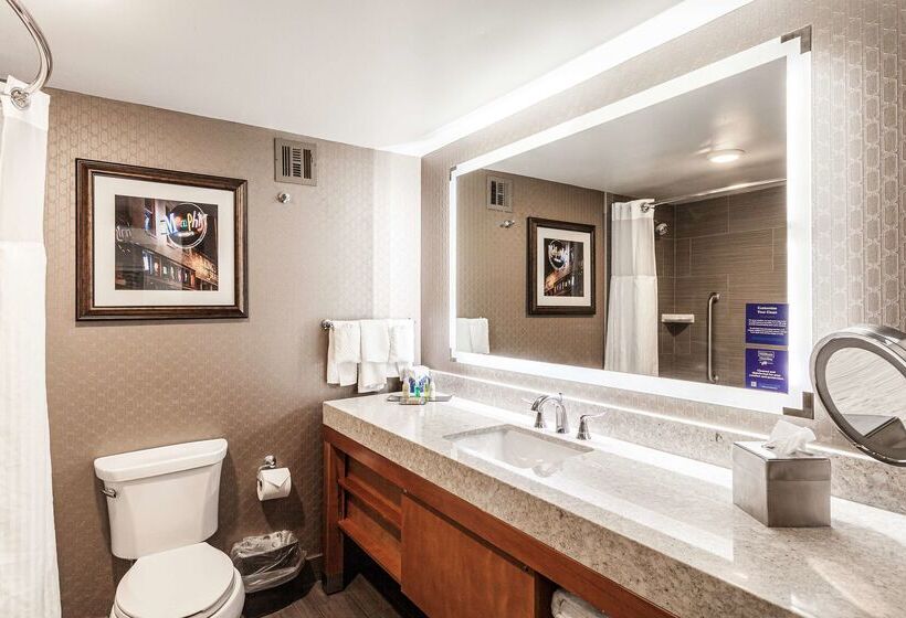 Doubletree By Hilton Hotel Memphis