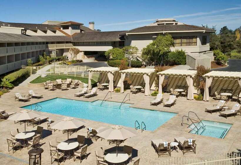 ホテル Hilton Garden Inn Monterey