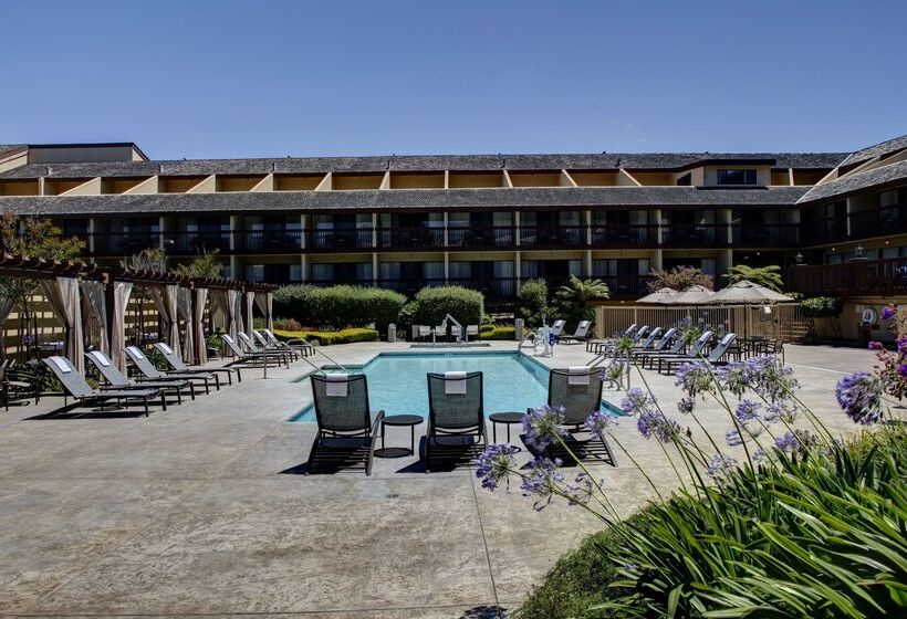 ホテル Hilton Garden Inn Monterey