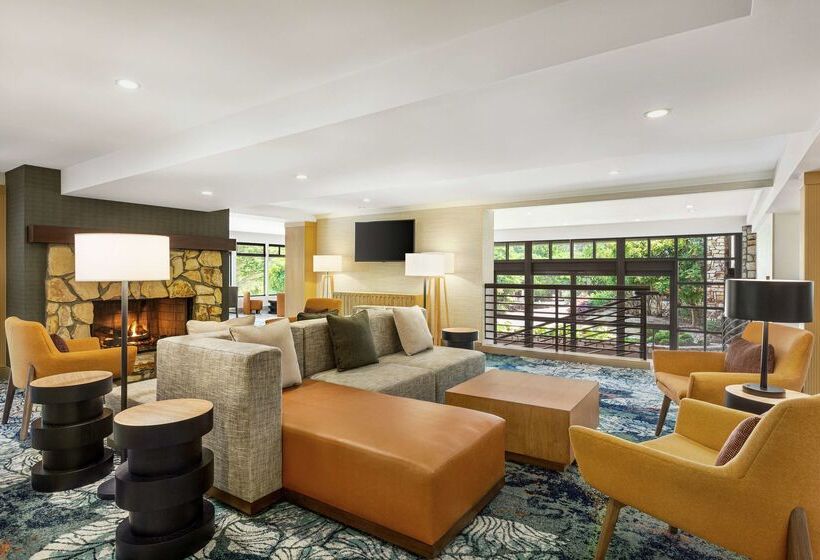 فندق Hilton Garden Inn Monterey