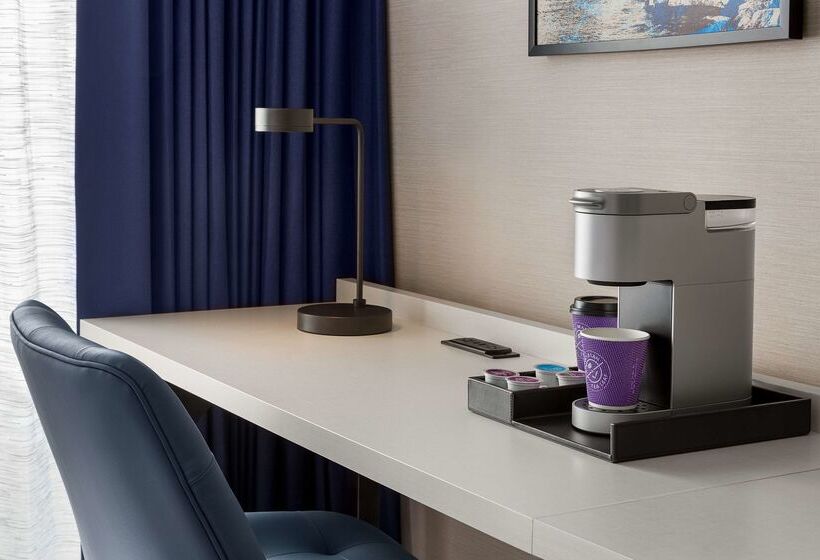 فندق Hilton Garden Inn Monterey