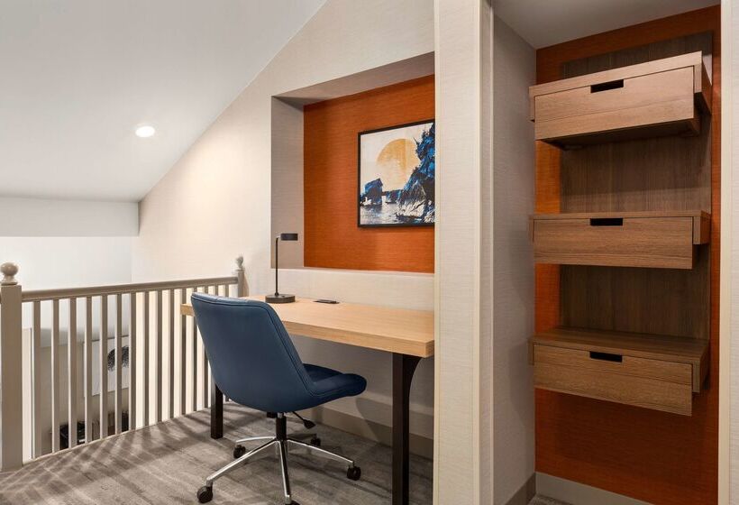 فندق Hilton Garden Inn Monterey