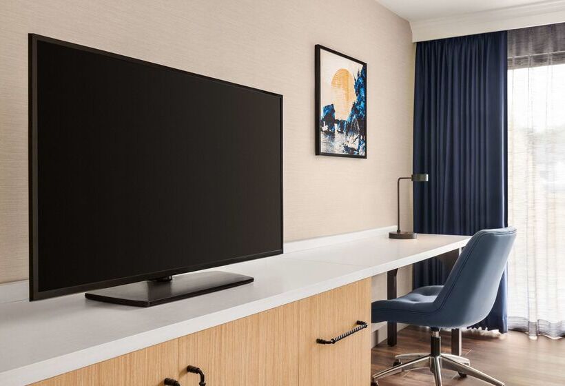 ホテル Hilton Garden Inn Monterey