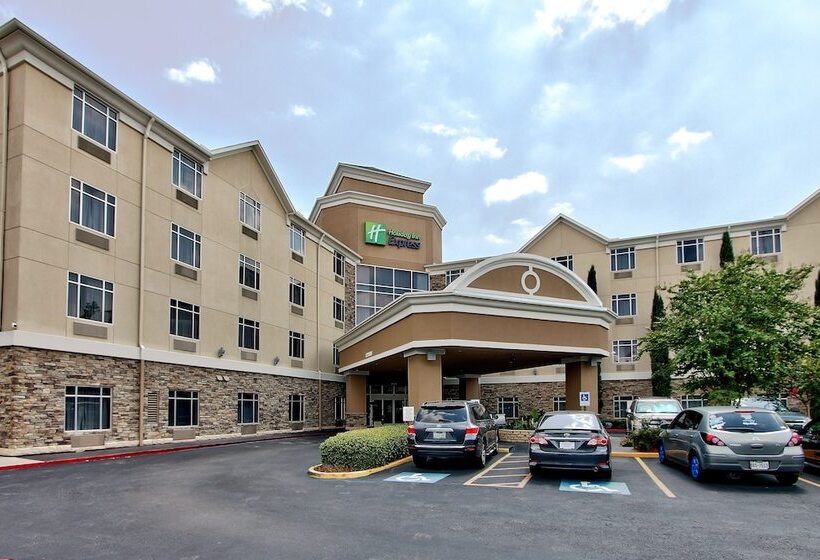 Holiday Inn Express Hotel & Suites Houston Downtown Convention Center, An Ihg