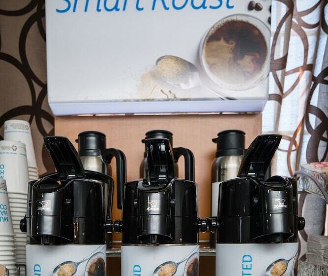 هتل Holiday Inn Express & Suites Santa Clara, An Ihg