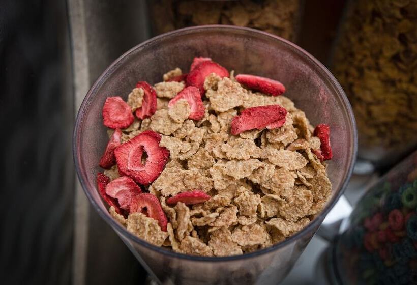 هتل Holiday Inn Express & Suites Santa Clara, An Ihg