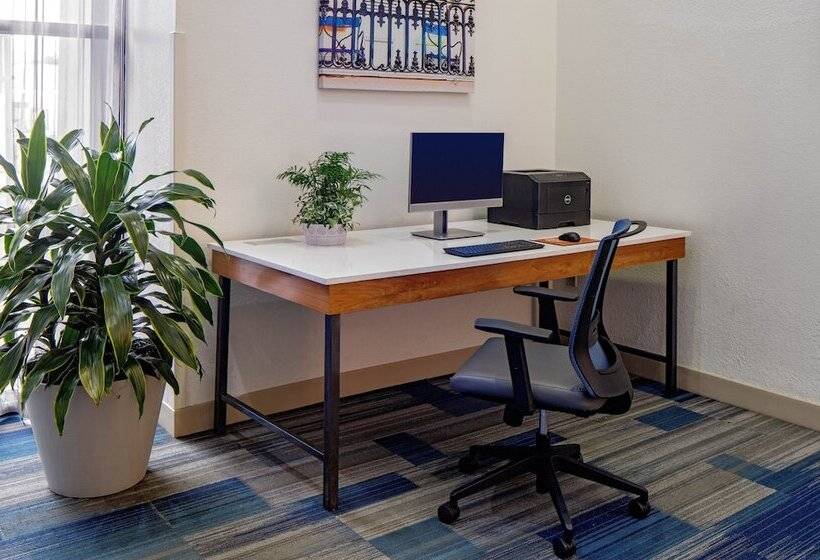 هتل Holiday Inn Express New Orleans Downtown, An Ihg