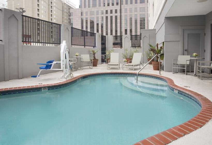 هتل Holiday Inn Express New Orleans Downtown, An Ihg