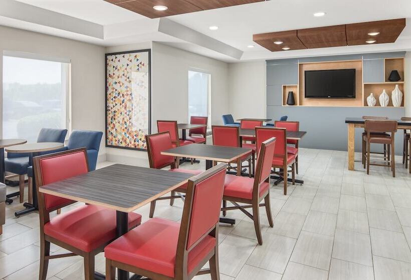 Holiday Inn Express Hotels & Suites Greenville Spartanburg/duncan, An Ihg
