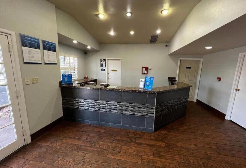 هتل Studio 6 Flagstaff Az