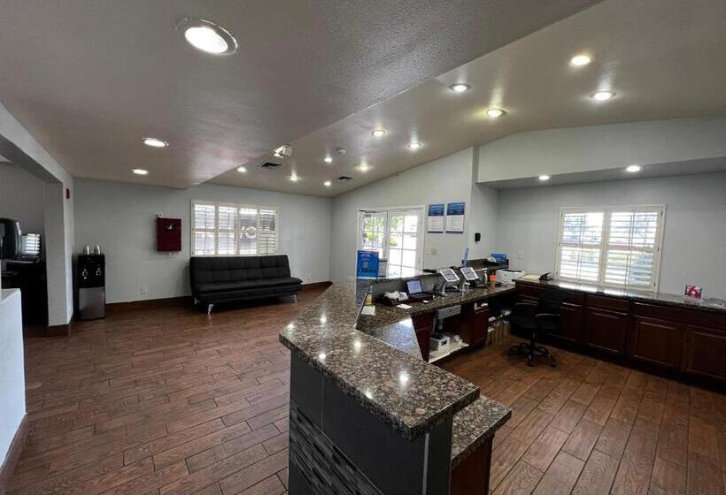 هتل Studio 6 Flagstaff Az