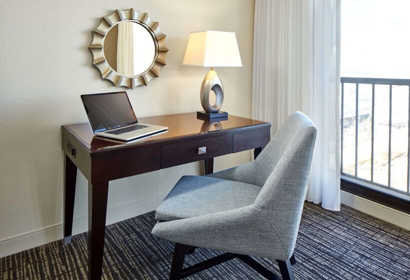 فندق Hyatt Regency Tulsa Downtown
