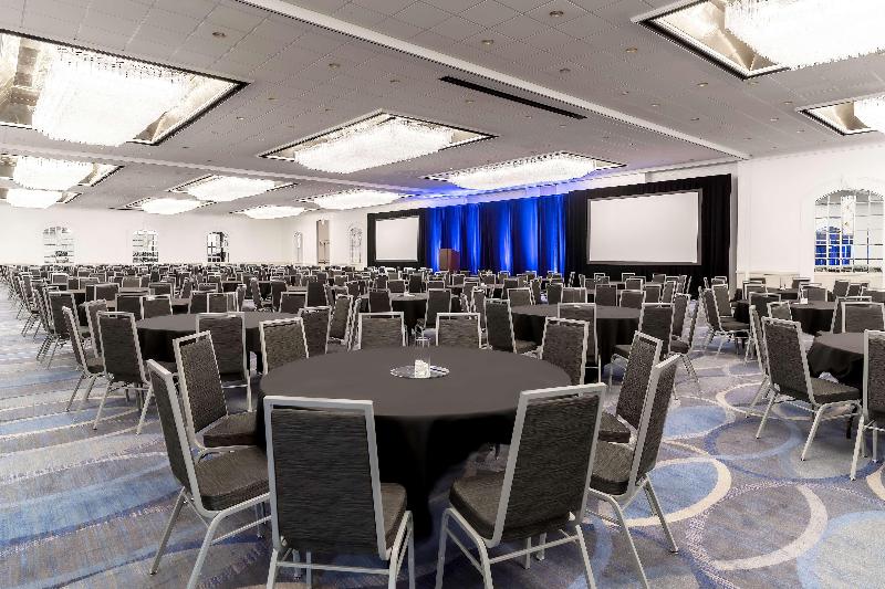 فندق Hyatt Regency Tulsa Downtown