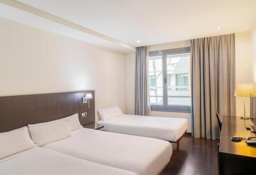 酒店 Iberik Santo Domingo Plaza