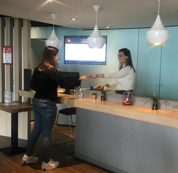 Отель Ibis Aéroport Bâlemulhouse