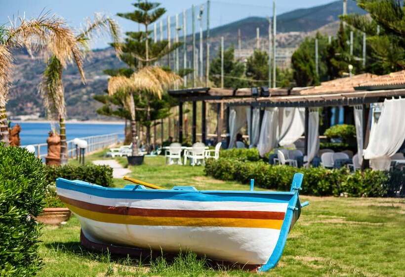 Отель La Playa Blanca