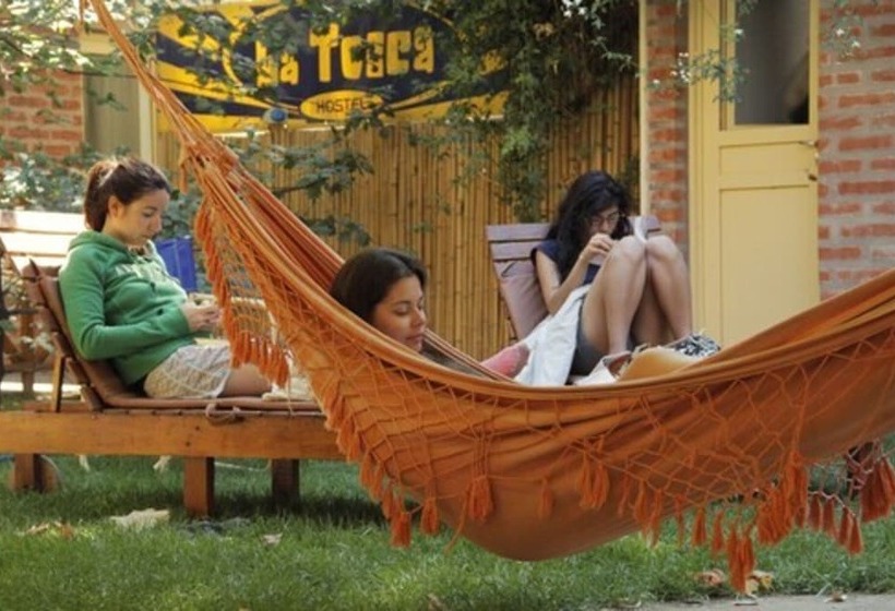 בית מלון כפרי La Tosca Hostel