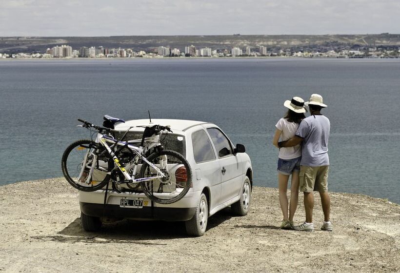 בית מלון כפרי La Tosca Hostel