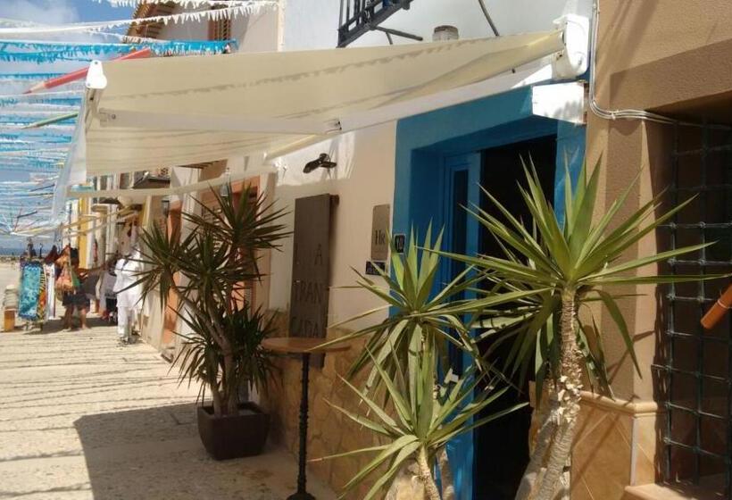 ホテル La Trancada