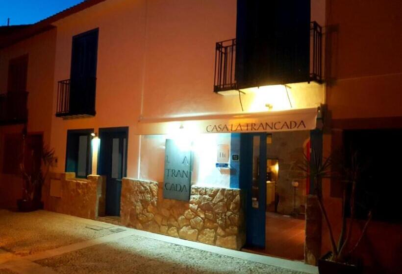 ホテル La Trancada