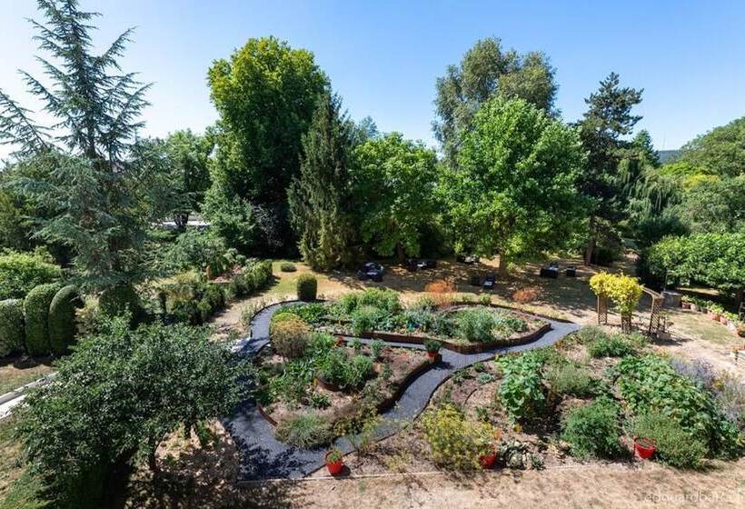 호텔 Le Richebourg Hôtel, Restaurant & Spa