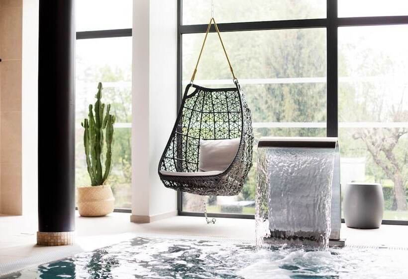 호텔 Le Richebourg Hôtel, Restaurant & Spa