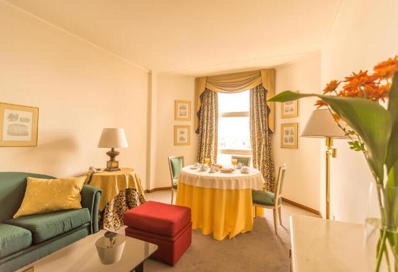 هتل Libertador Tandil