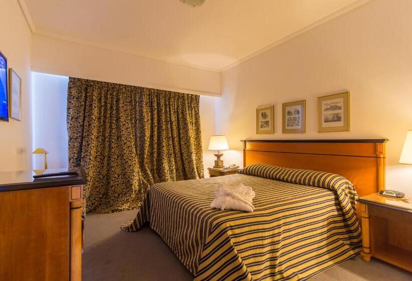 فندق Libertador Tandil