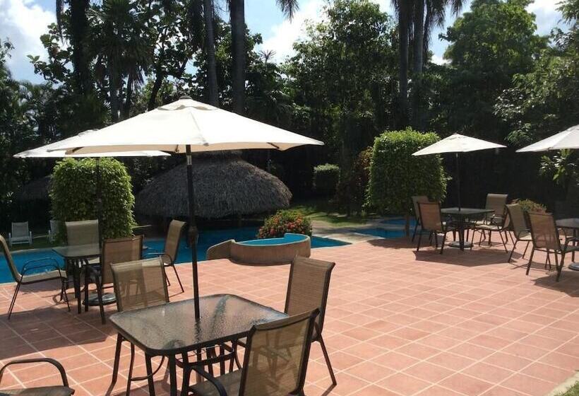 ホテル Maya Palenque