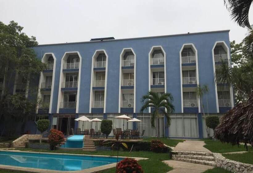 ホテル Maya Palenque