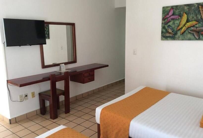 ホテル Maya Palenque